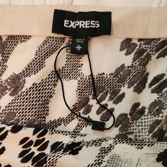 Express Black and Cream Animal Print A-Line Skirt - Picture 2 of 4